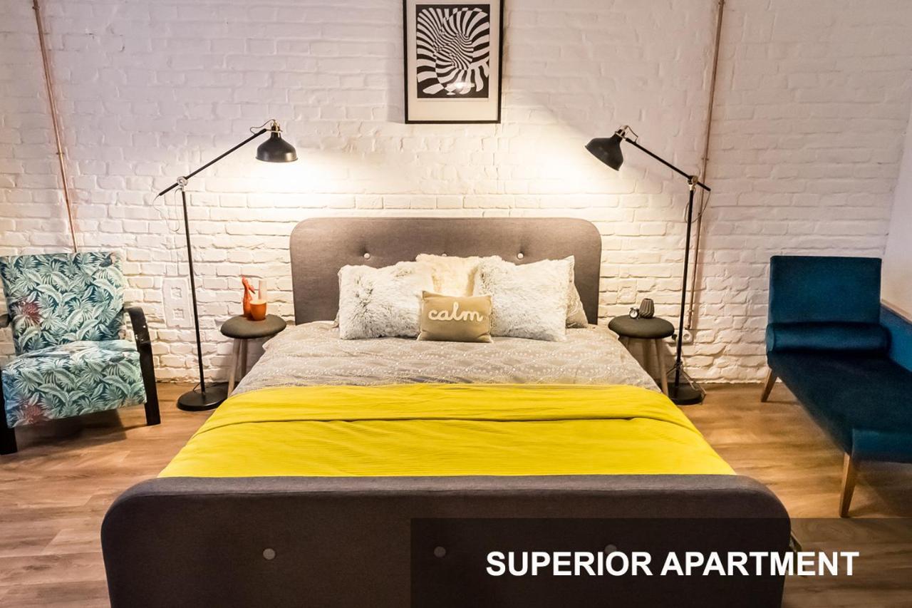 Bpr Whistle Arts Industrial Apartment — Photos 2